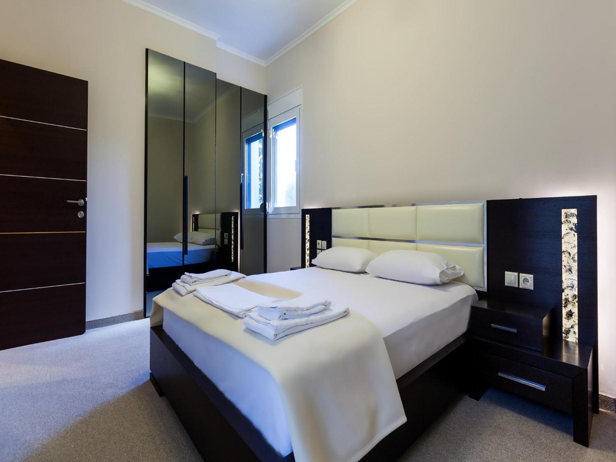 Pearl Bay Hotel Apartments Vrontádos 외부 사진
